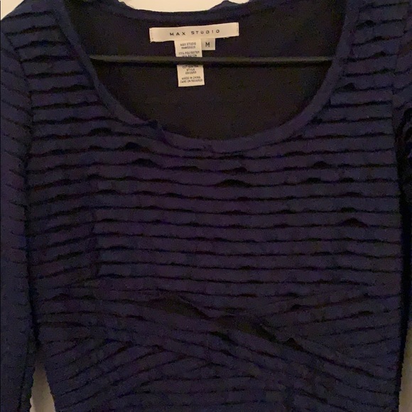 Navy Ruffled Bodycon Dress - Picture 2 of 4